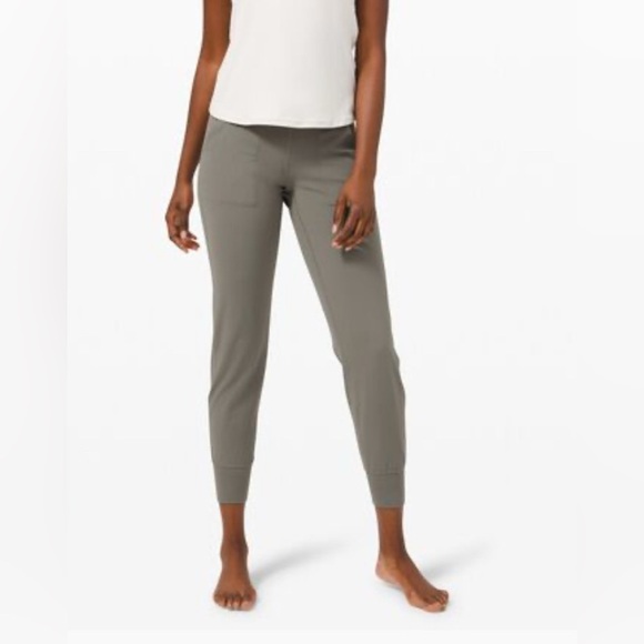 LULULEMON ALIGN HIGH RISE YOGA JOGGER SAGE SIZE 4 - Picture 3 of 9